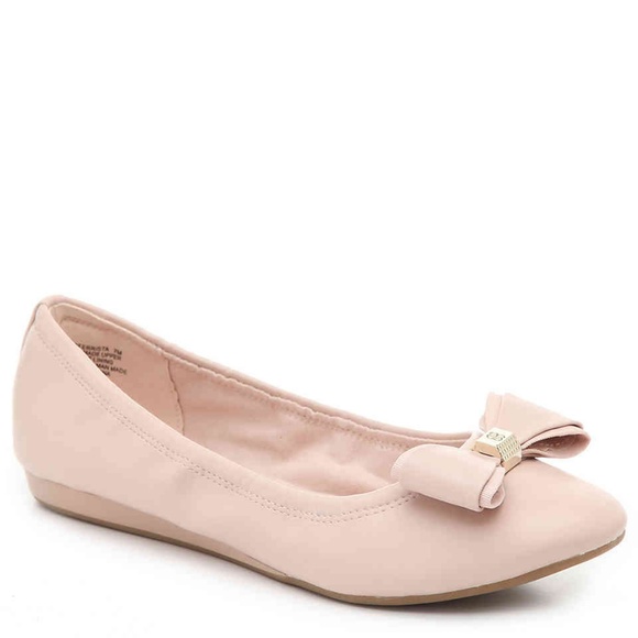 bandolino flats with bow
